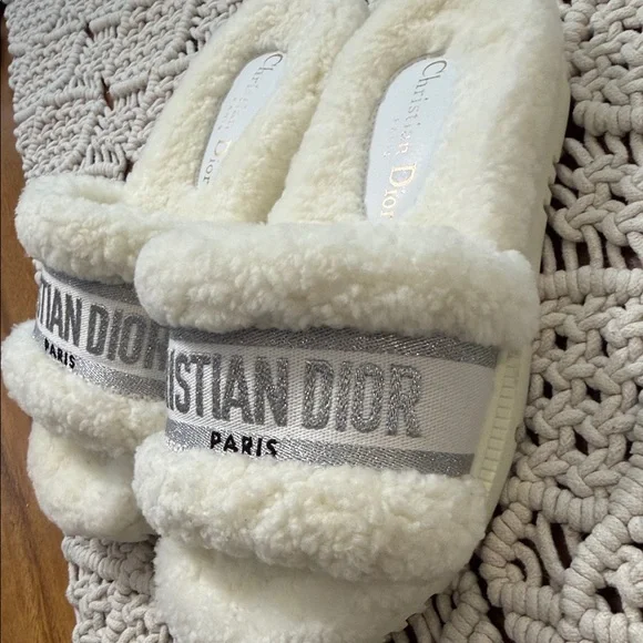 Dior Cream Fuzzy Slides - Picture 2 of 6